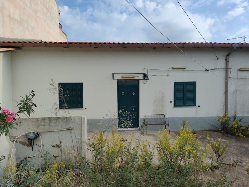 VILLETTA SINGOLA CALTAGIRONE - VIA CAPPUCCINI VECCHI